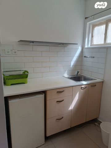 קרן קיימת לישראל 16