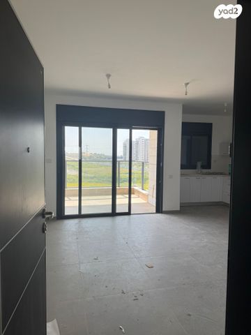 שדרות עמק יזרעאל 75