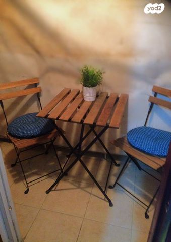 דרך השיירה 14