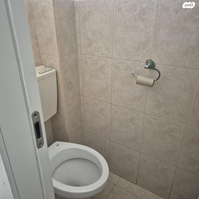 שדרות דגניה 13