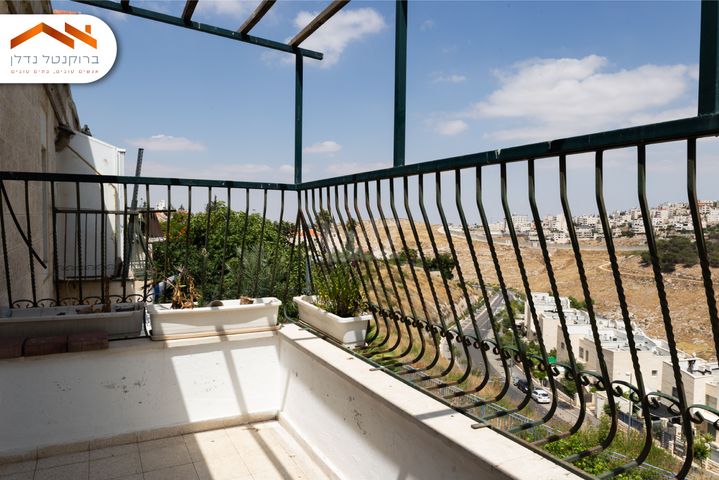 דופלקס למכירה בירושלים (תיווך) — 3