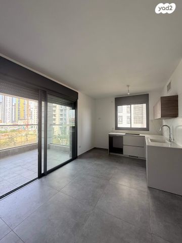 יפה ירקוני 5