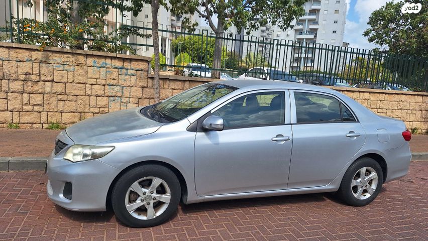 מודעת רכב טויוטה קורולה