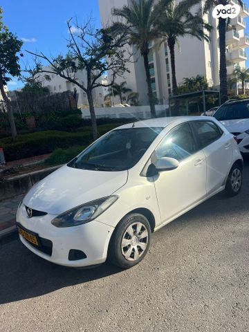 מודעת רכב מאזדה 2