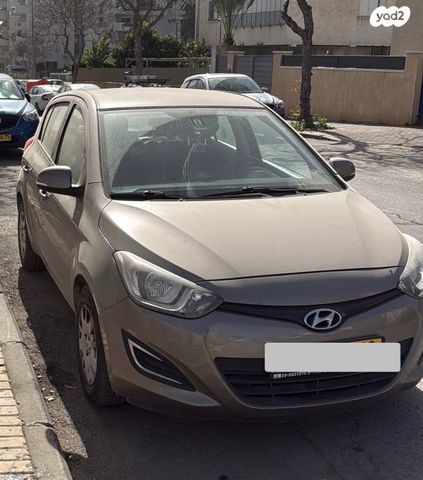 מודעת רכב יונדאי i20