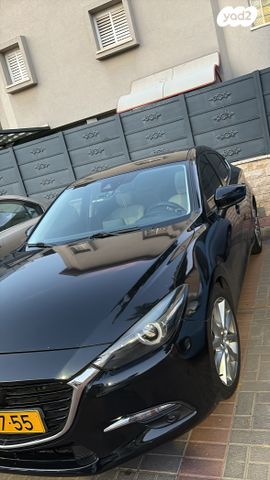 מודעת רכב מאזדה 3