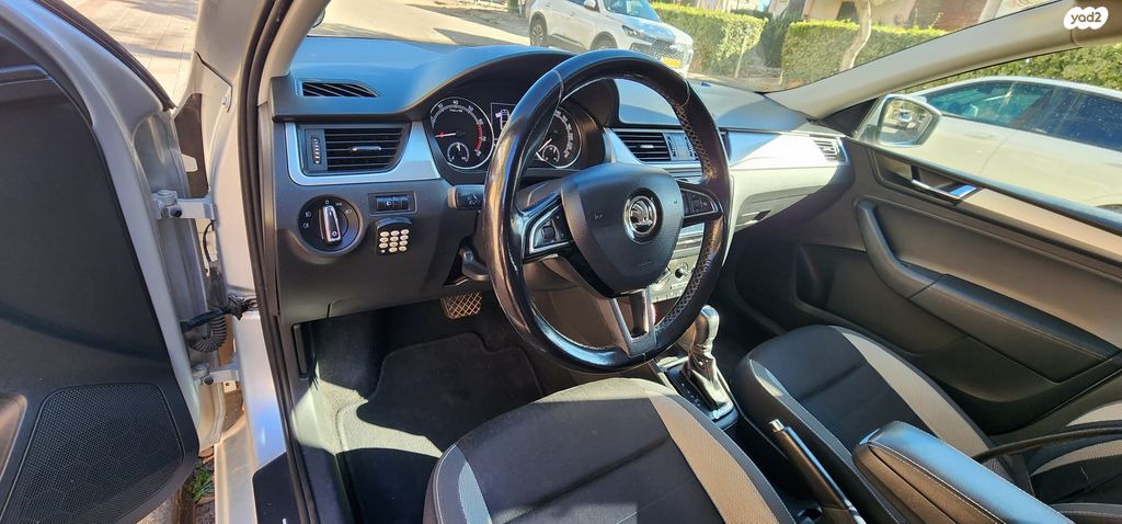 מודעת רכב סקודה ראפיד