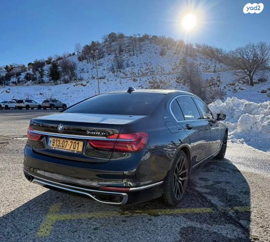 מודעת רכב ב מ וו סדרה 7