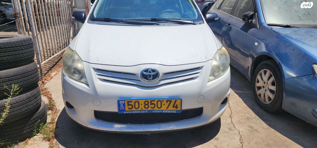 מודעת רכב טויוטה אוריס