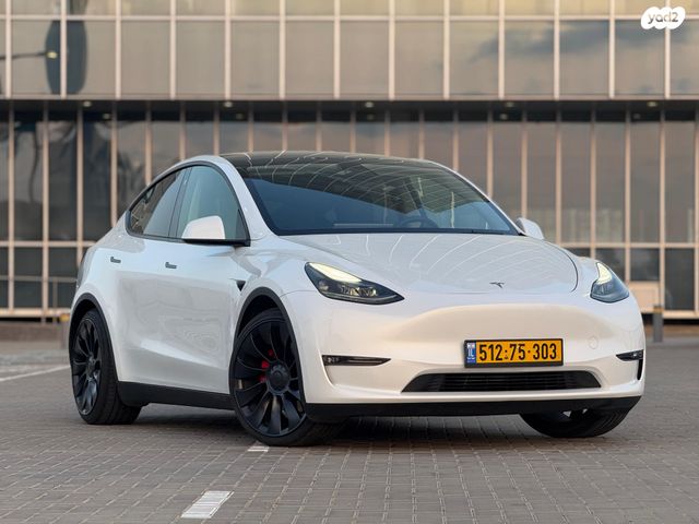 מודעת רכב טסלה מודל Y