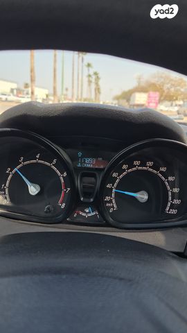 מודעת רכב פורד פיאסטה