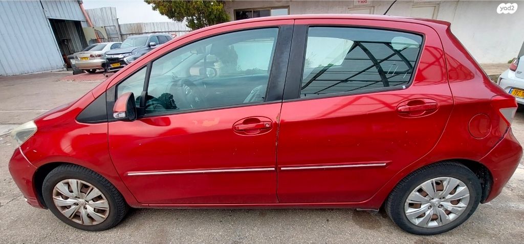 מודעת רכב טויוטה יאריס