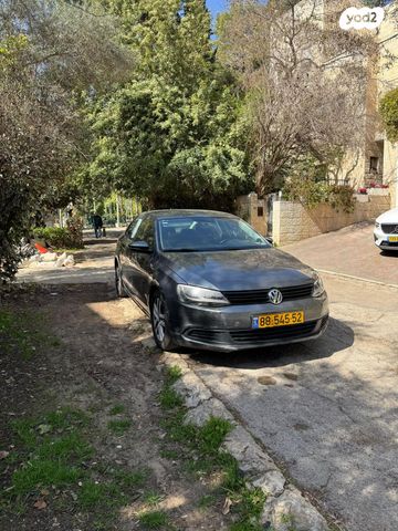 מודעת רכב פולקסווגן ג'טה