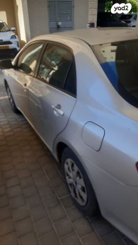 מודעת רכב טויוטה קורולה