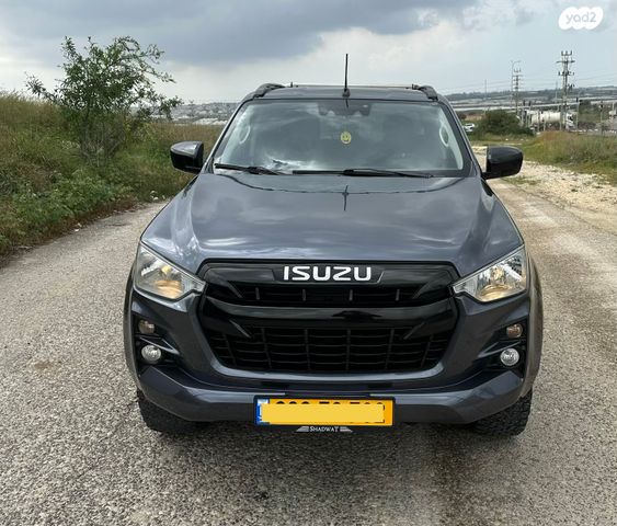 מודעת רכב איסוזו די-מקס