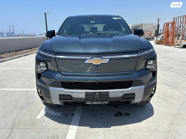 מודעת רכב שברולט סילברדו EV