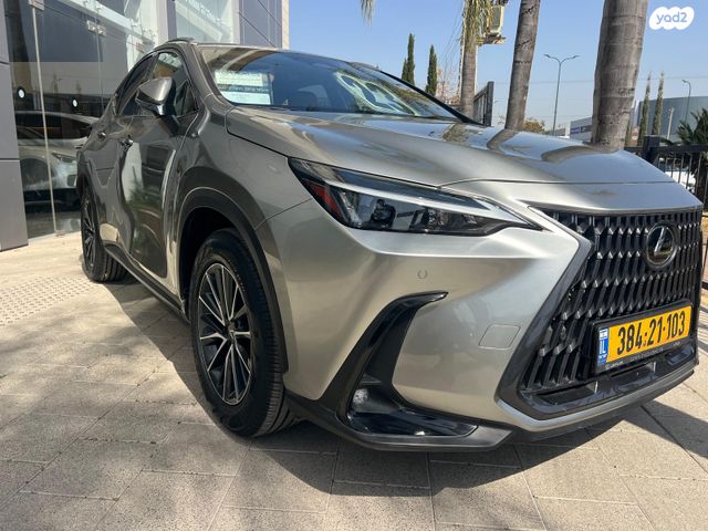 מודעת רכב לקסוס NX