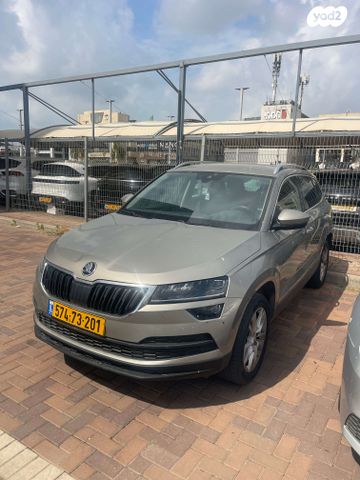 מודעת רכב סקודה קארוק