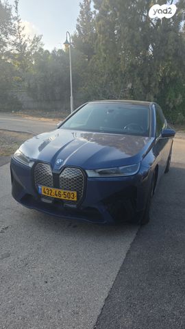 מודעת רכב ב מ וו iX