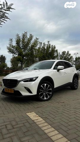 מודעת רכב מאזדה CX-3