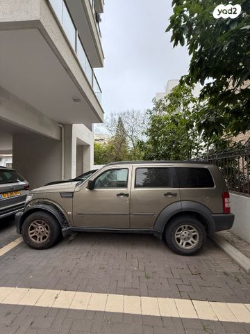 מודעת רכב דודג' ניטרו