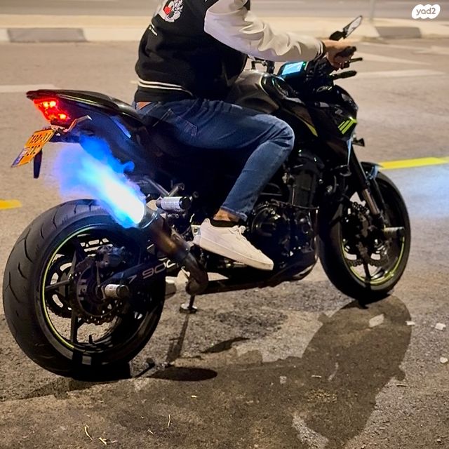 מודעת רכב קאוואסאקי Z900