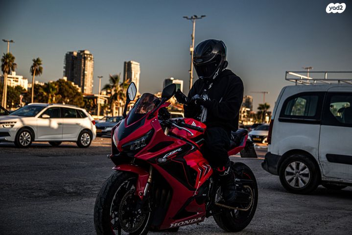 מודעת רכב הונדה CBR650R