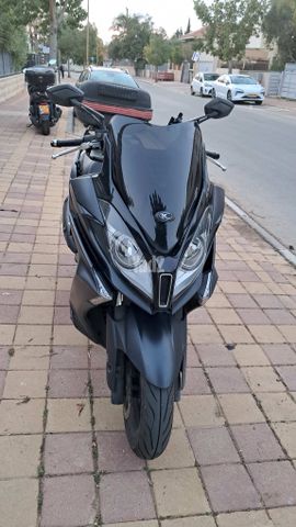 מודעת רכב קימקו דאון-טאון 350