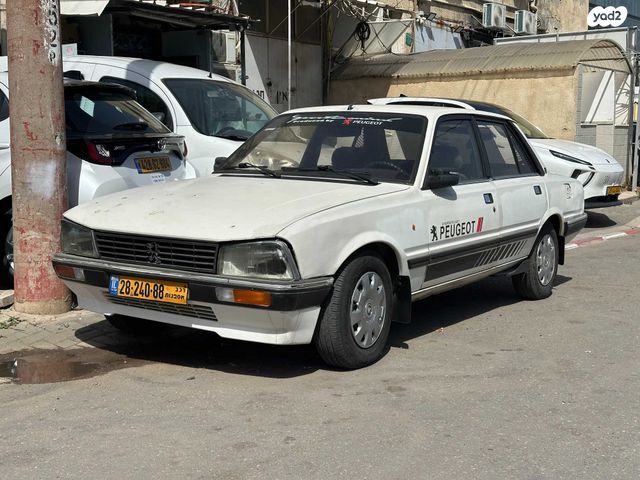 מודעת רכב פיג'ו