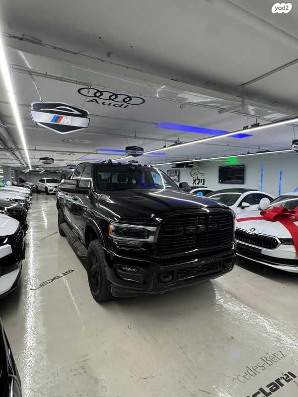 מודעת רכב דודג'