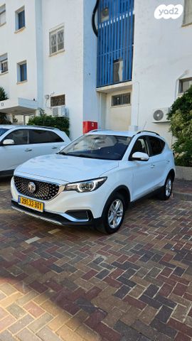 מודעת רכב אם ג'י ZS