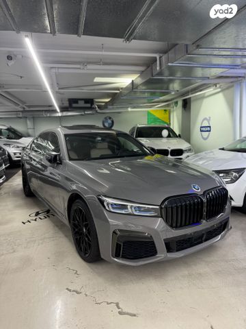 מודעת רכב ב מ וו סדרה 7