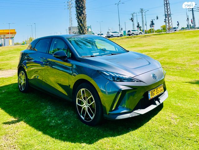 מודעת רכב אם ג'י MG4 2