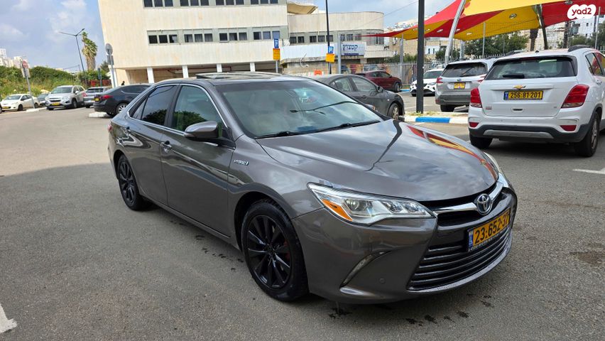 מודעת רכב טויוטה קאמרי