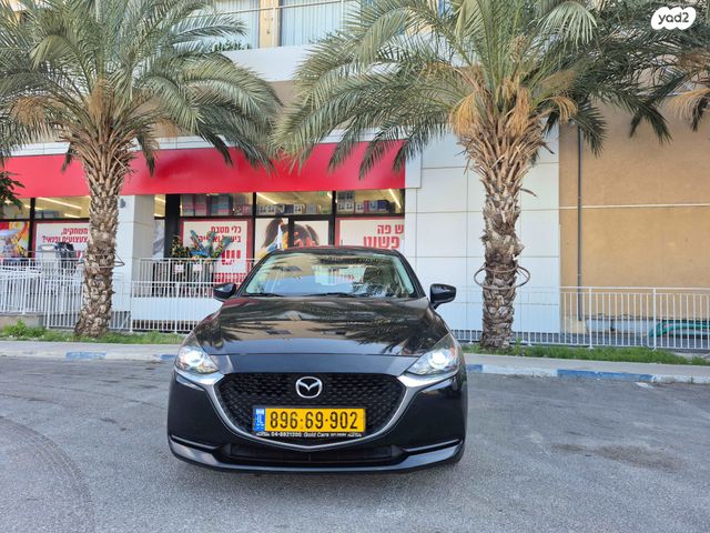 מודעת רכב מאזדה 2