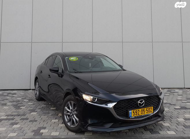 מודעת רכב מאזדה 3