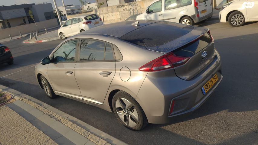 מודעת רכב יונדאי איוניק