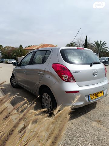 מודעת רכב יונדאי i20 2