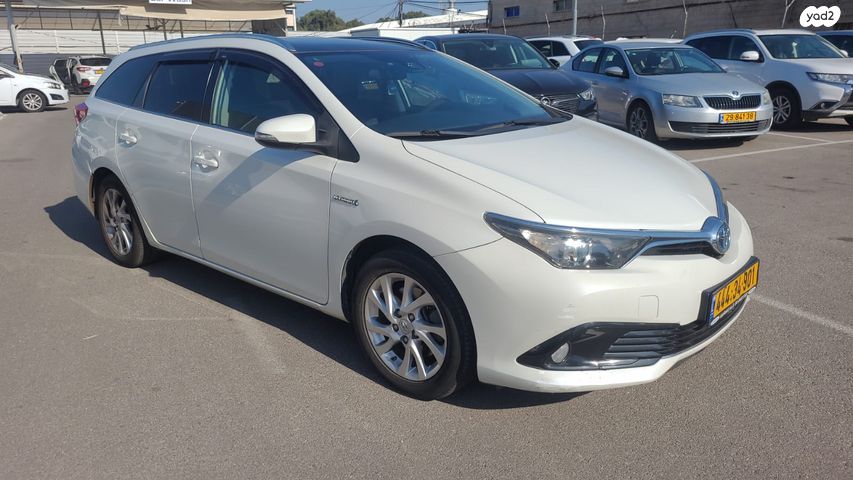 מודעת רכב טויוטה אוריס