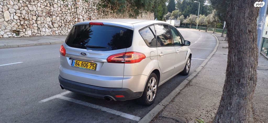 מודעת רכב פורד S-מקס