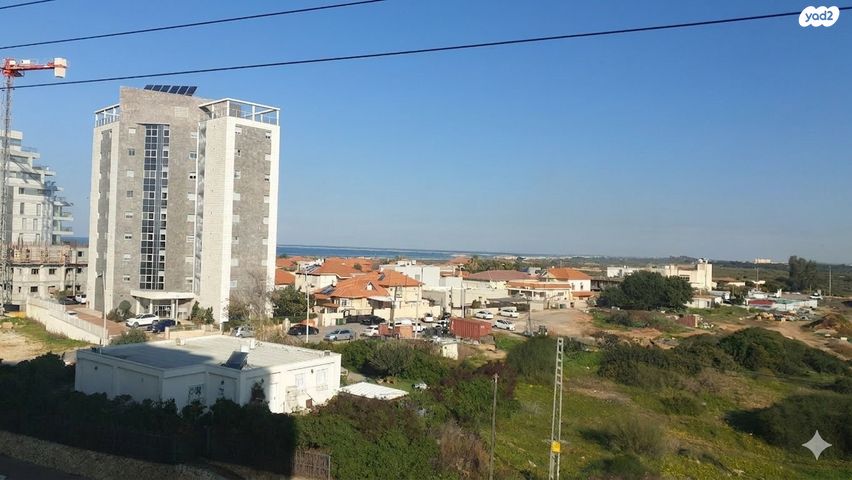 שדרות מנחם בגין 56