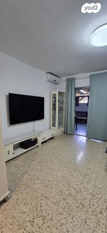 שדרות וייצמן 16