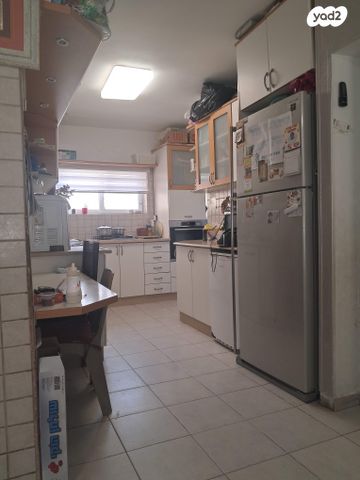 שדרות העצמאות 17