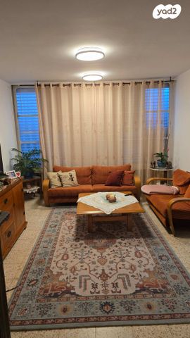 פתח תקווה 58