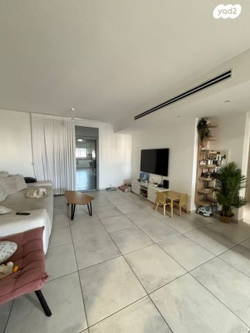 שדרות ציונה צרפת 40