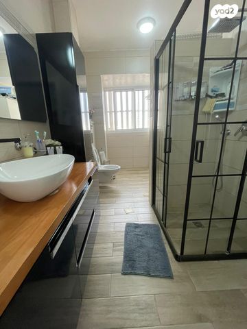 הושע בן באר 65