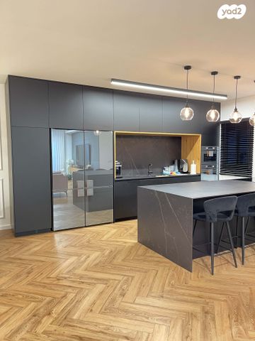 אהוד מנור 15