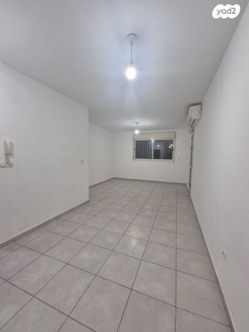 נריה הנביא 6