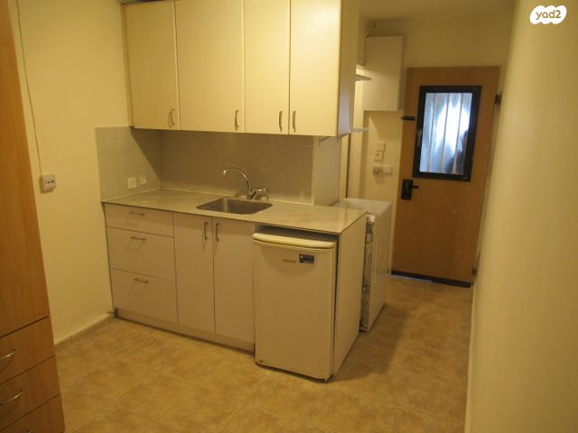 עמנואל אולסבנגר 19