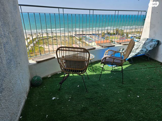 שדרות רוברט סולד 8